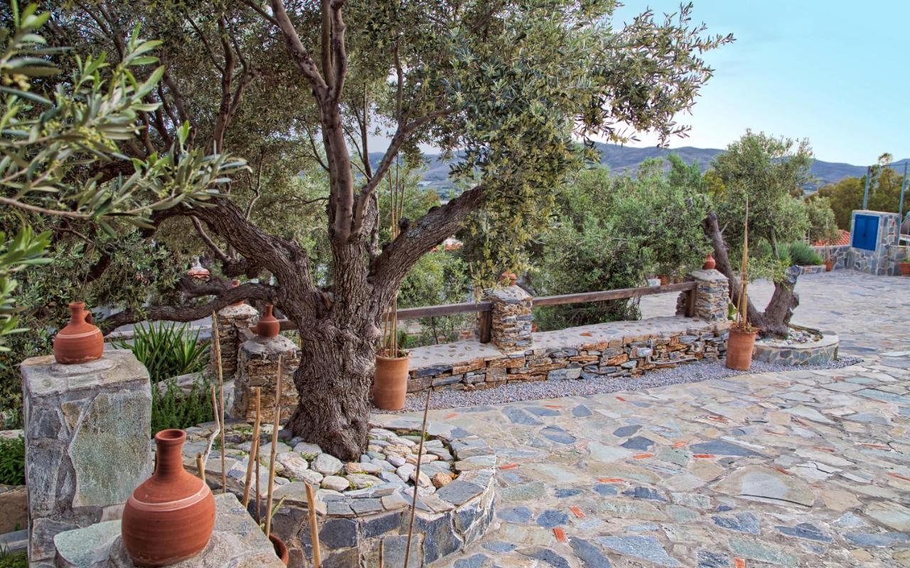 Aspra Chomata Villas Karystos  Esterno foto